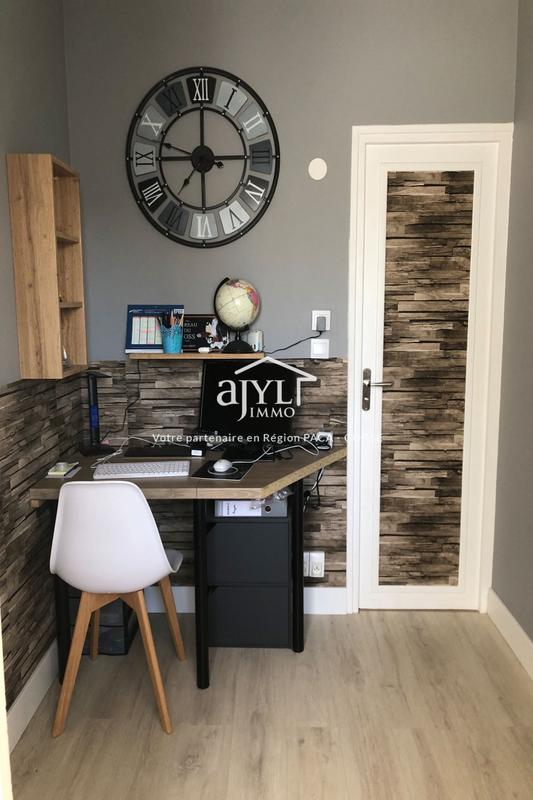 Maison - 99 m² - 4 pièces