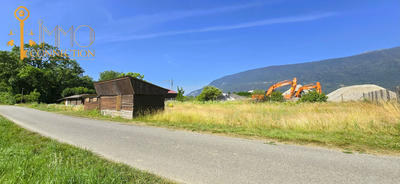 Terrain - 3 302 m²