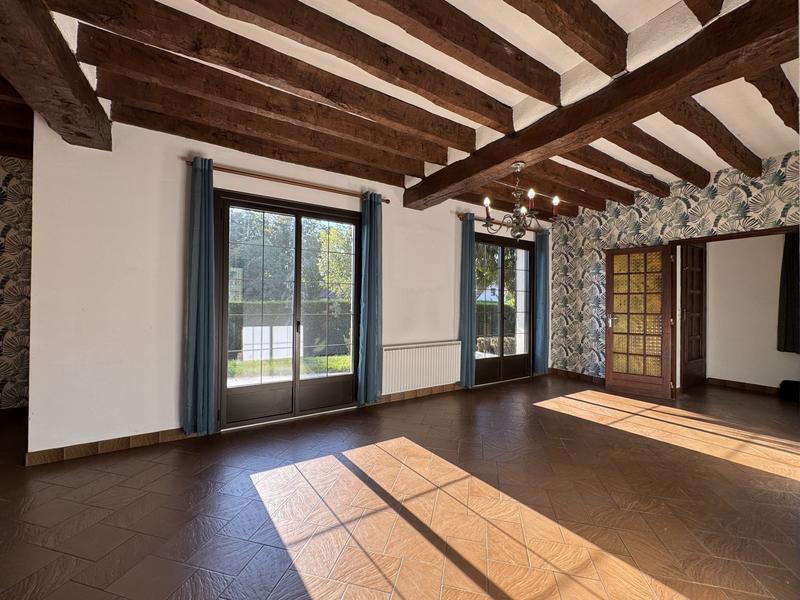 Maison - 140 m² - 5 pièces