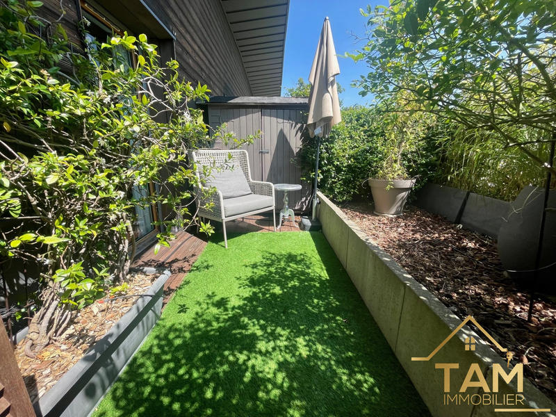 Appartement - 100 m² - 5 pièces