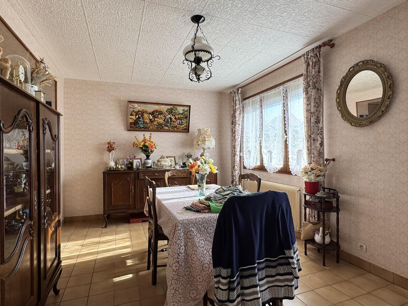 Maison - 87 m² - 5 pièces