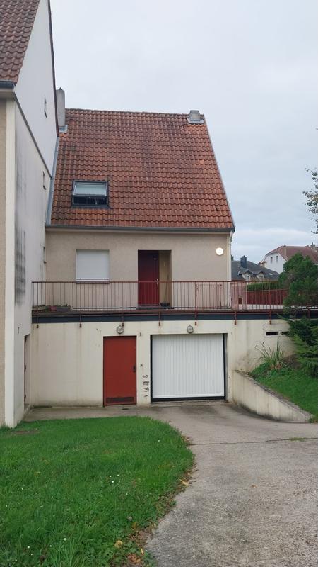 Appartement - 90 m² - 4 pièces