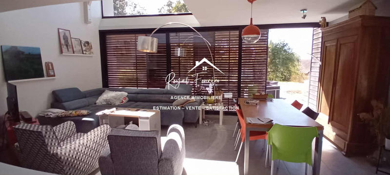 Maison contemporaine - 183 m² - 7 pièces