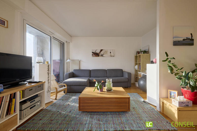 Appartement - 82 m² - 4 pièces