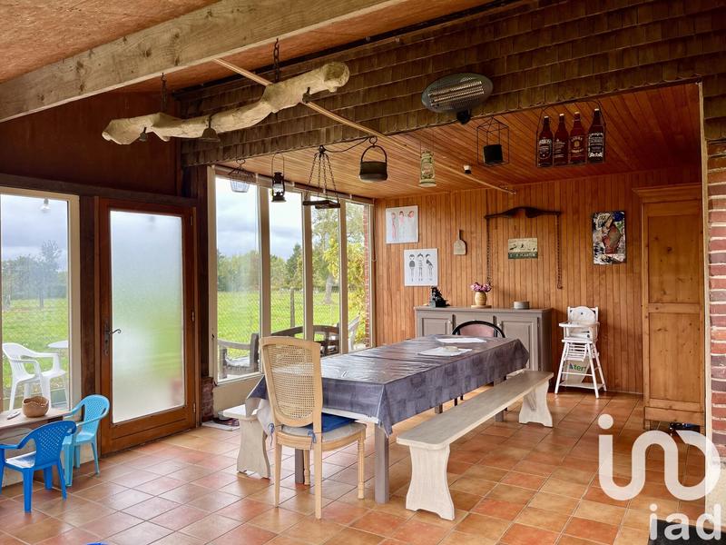 Maison - 220 m² - 8 pièces