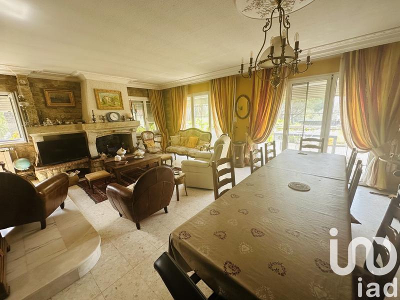 Maison - 137 m² - 5 pièces