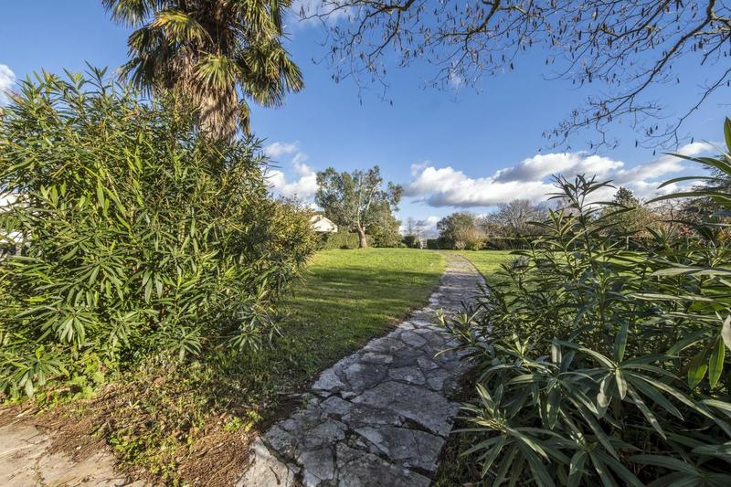 Villa - 187 m² - 6 pièces