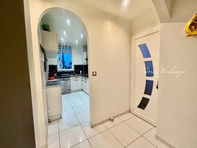 Maison - 98 m² - 5 pièces