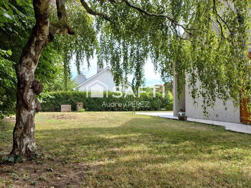 Maison - 167 m² - 7 pièces