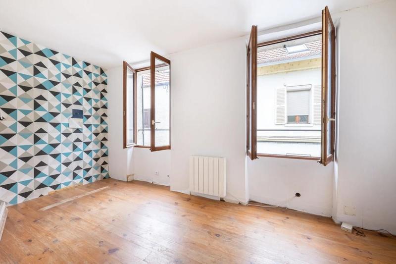 Maison - 88 m² - 6 pièces