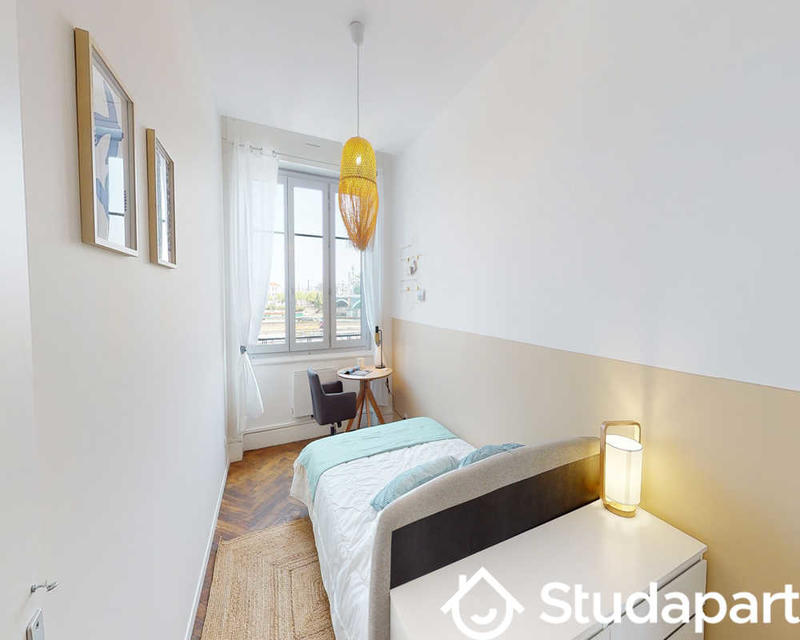 Chambre - 43 m² - 1 pièce