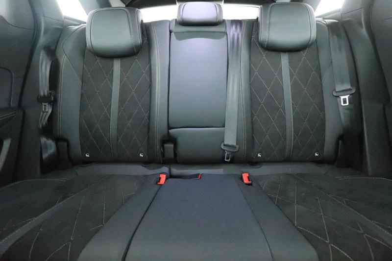 Peugeot 3008 2.0 Blue-HDi Gt Eat8 180 ch