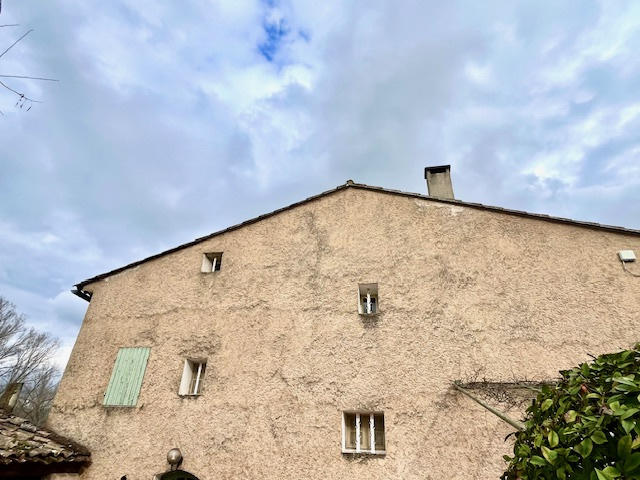 Mas - 170 m² - 7 pièces