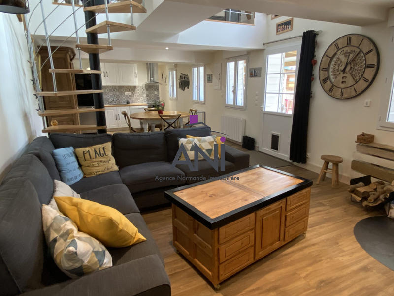 Maison - 98 m² - 4 pièces