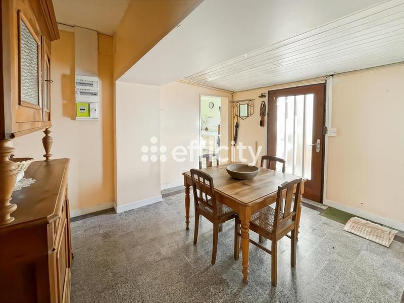 Maison - 157 m² - 8 pièces