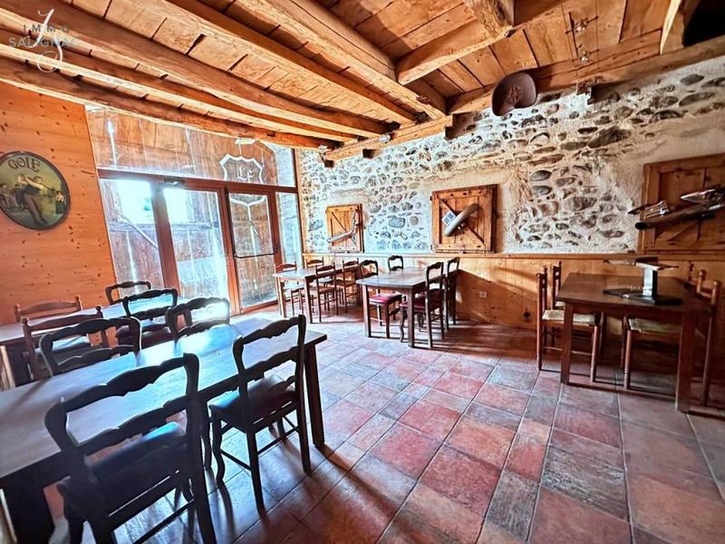 Local commercial - 800 m²