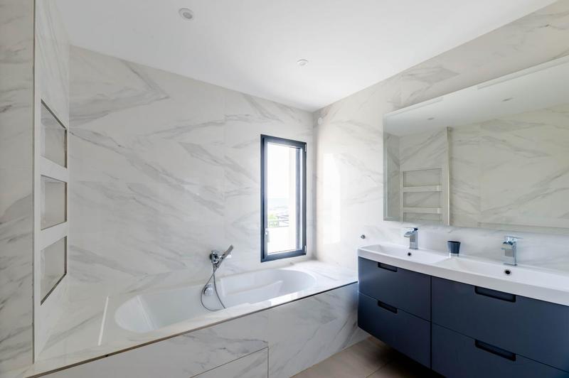 Maison - 226 m² - 6 pièces