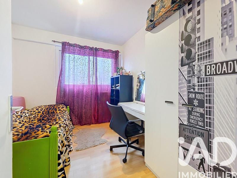 Appartement - 82 m² - 4 pièces