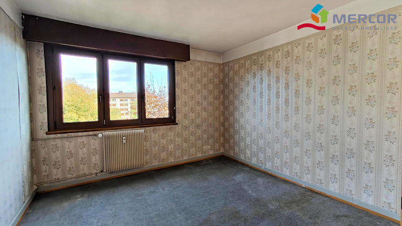 Appartement - 95 m² - 5 pièces