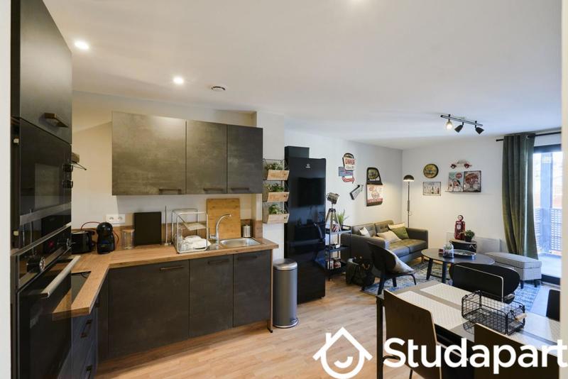 Chambre - 13 m² - 1 pièce