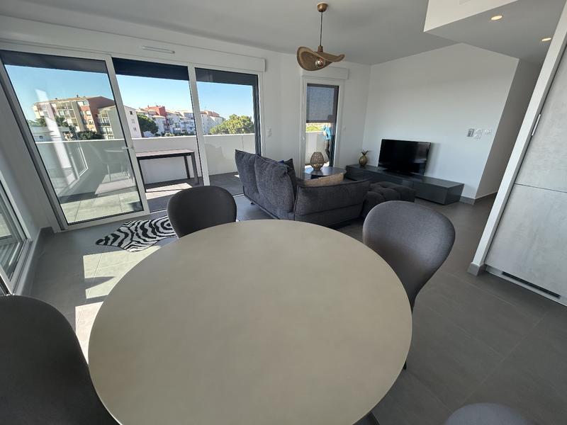 Appartement sur toit - 80 m² - 4 pièces