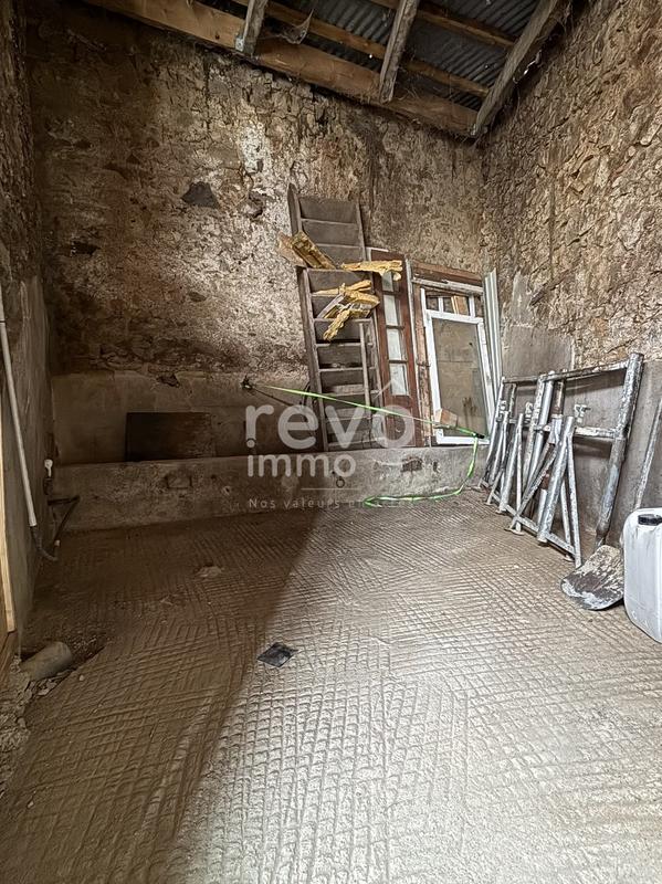 Grange - 170 m² - 3 pièces