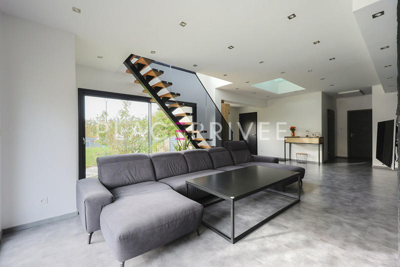 Maison - 146 m² - 6 pièces