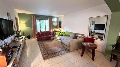 Maison - 224 m² - 8 pièces