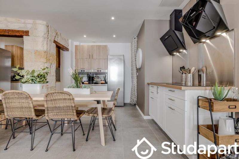 Chambre - 13 m² - 1 pièce