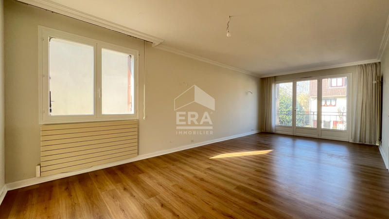 Maison - 122 m² - 7 pièces