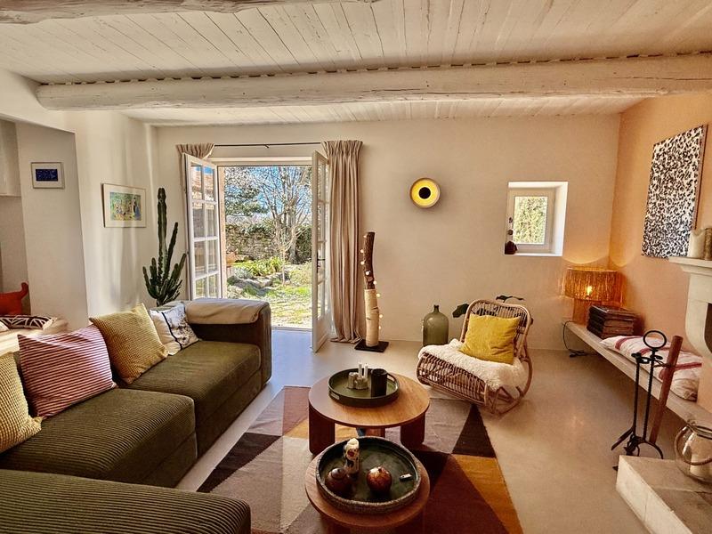 Mas - 180 m² - 6 pièces