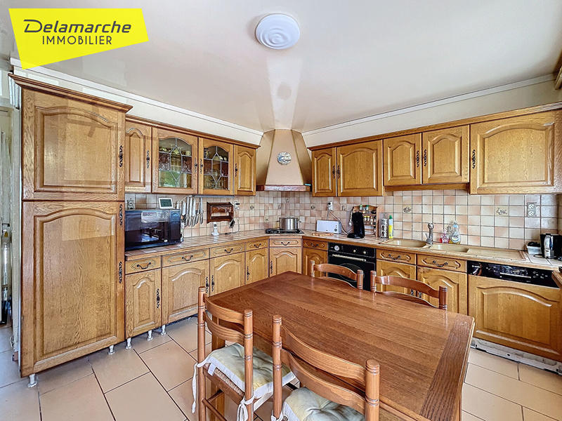 Maison - 137 m² - 7 pièces