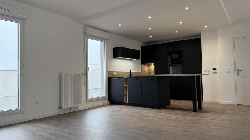 Appartement - 98 m² - 4 pièces