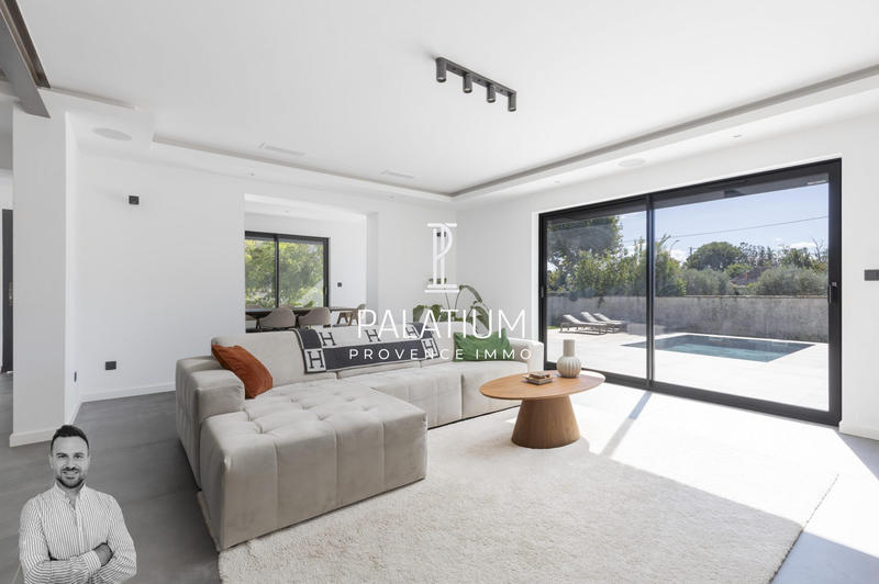 Villa - 134 m² - 4 pièces