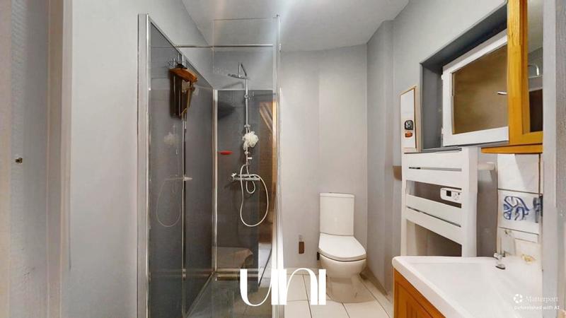 Maison en pierre - 188 m² - 8 pièces