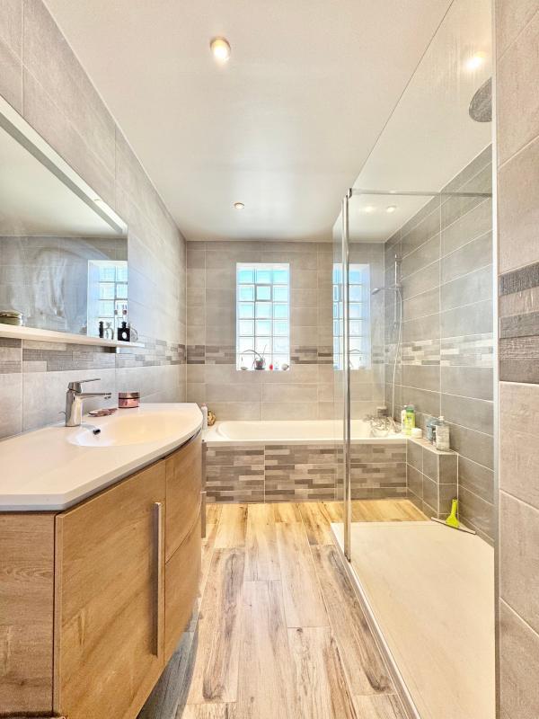 Maison - 154 m² - 6 pièces