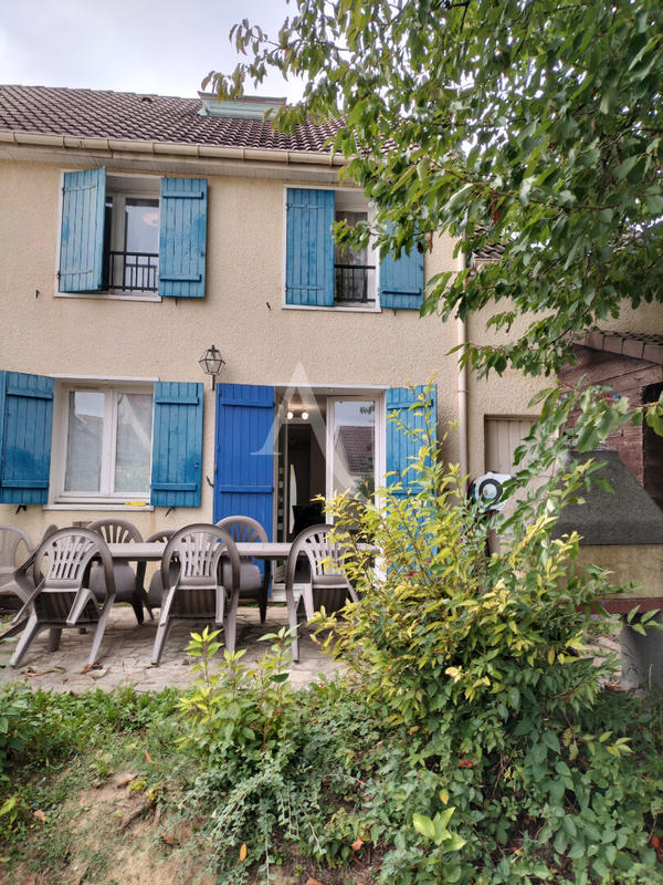 Maison - 104 m² - 6 pièces