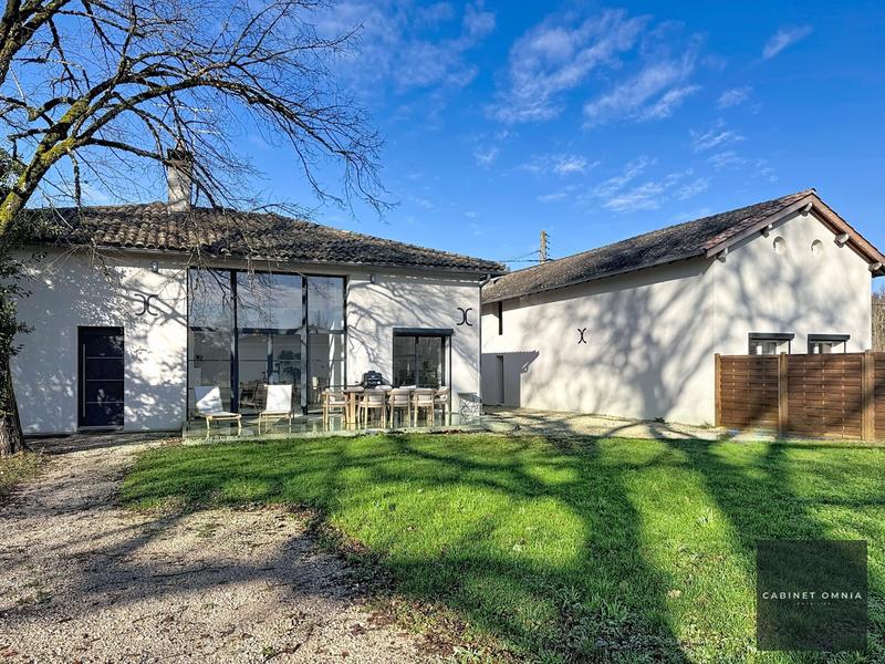 Maison - 165 m² - 5 pièces