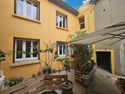 Maison de village - 196 m² - 10 pièces