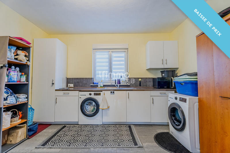 Maison - 216 m² - 6 pièces