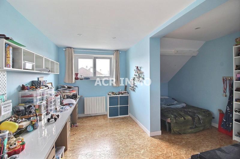 Maison - 140 m² - 6 pièces