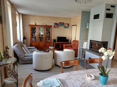 Maison en pierre - 174 m² - 5 pièces