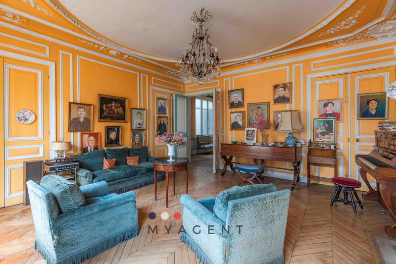 Appartement - 177 m² - 5 pièces