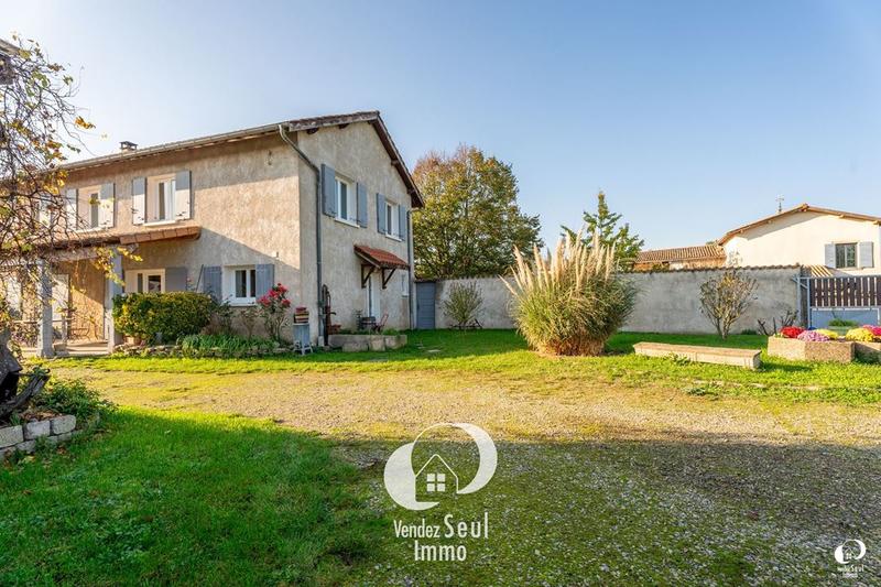 Maison traditionnelle - 202 m² - 7 pièces