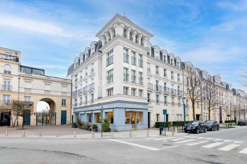 Appartement - 79 m² - 4 pièces