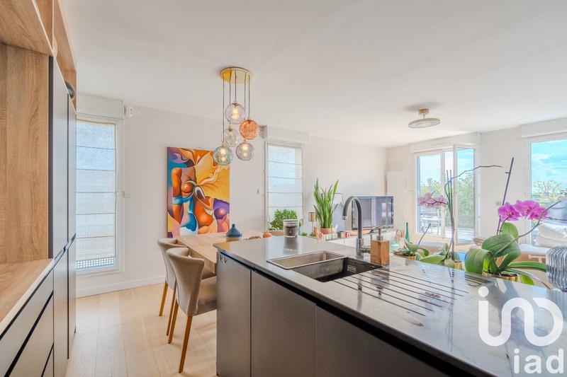 Appartement - 85 m² - 4 pièces