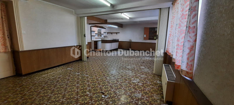 Maison - 195 m² - 8 pièces