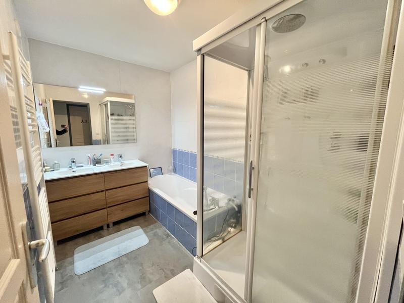 Appartement - 100 m² - 4 pièces