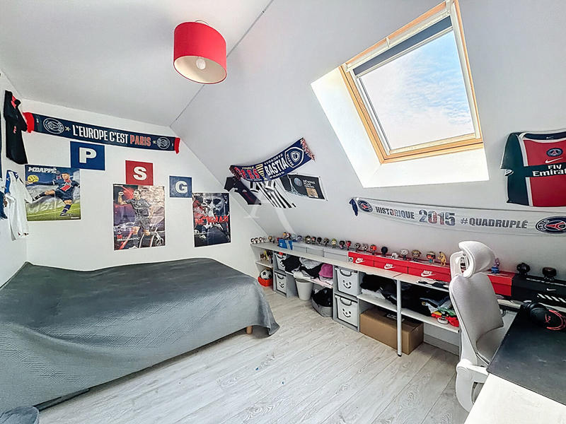 Maison - 110 m² - 6 pièces