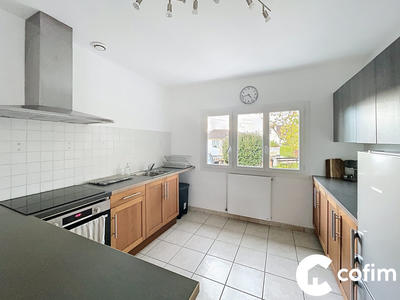 Maison traditionnelle - 118 m² - 5 pièces